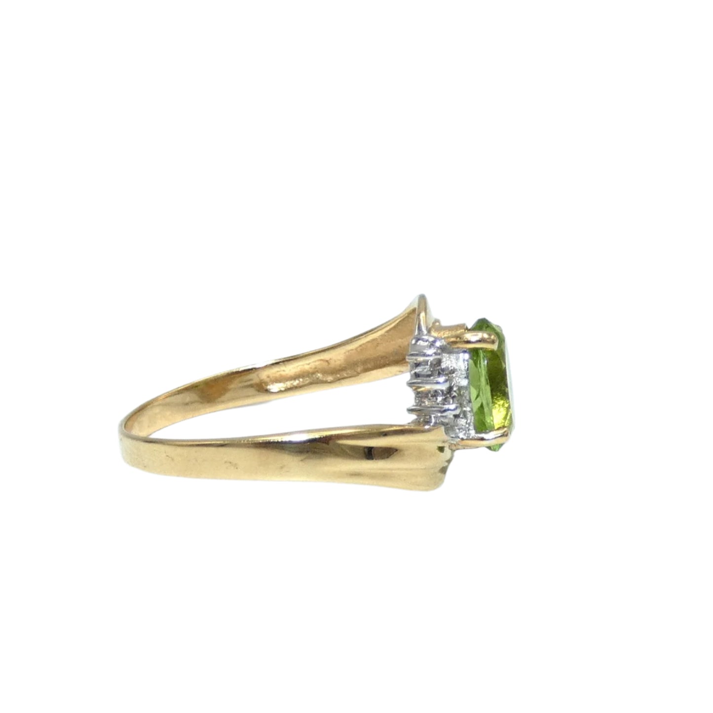 14K Gold Peridot Ring with DIamonds