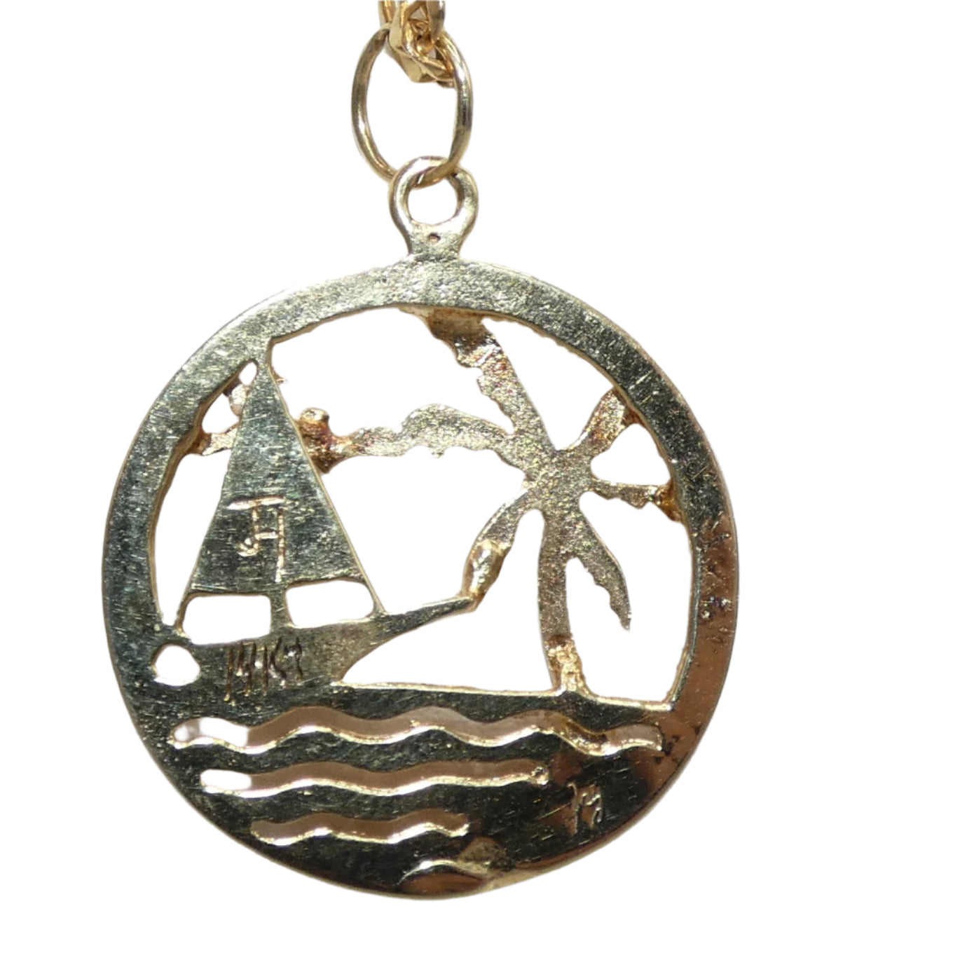 14K Gold Figaro Sailing Away Pendant Necklace