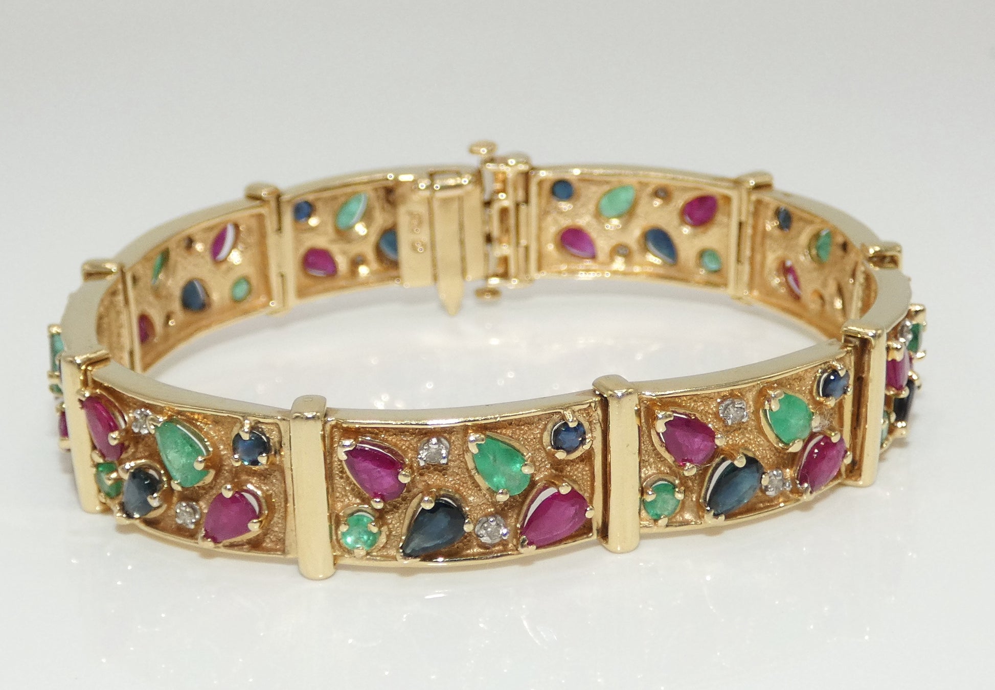 14k Gold 0.25 Carat Diamond clover bracelet with Emerald, Ruby and